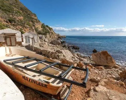 Cala del Moraig Hiking and Beach Trip from Valencia
