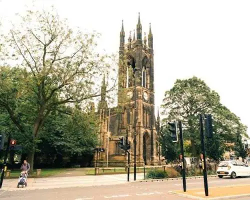 Newcastle 1-hour tour with a local