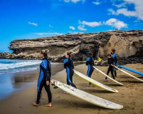 Surfing lessons in the south of Fuerteventura without transfers