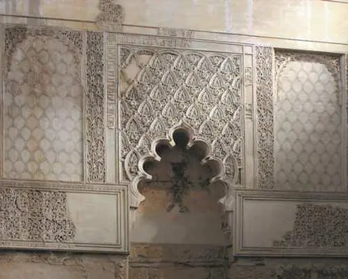 Guided tour of the Jewish Quarter and the Alcázar de los Reyes Cristianos