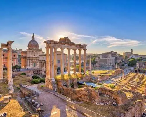 Rome Hop-On Hop-Off Tour with Train Transfer from Civitavecchia