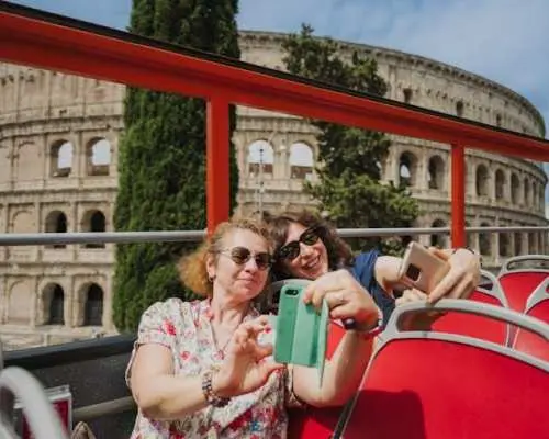 Rome Hop-On Hop-Off Tour with Train Transfer from Civitavecchia