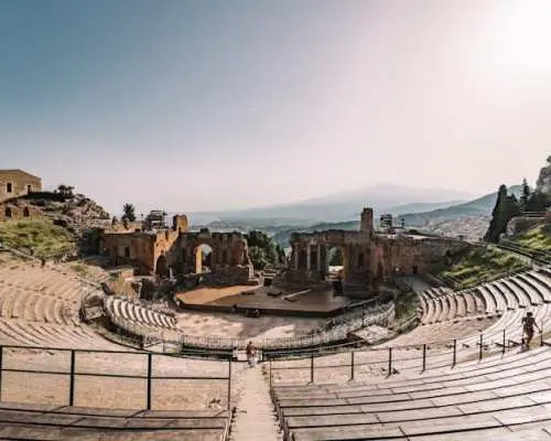 Messina-Taormina low cost return transfer