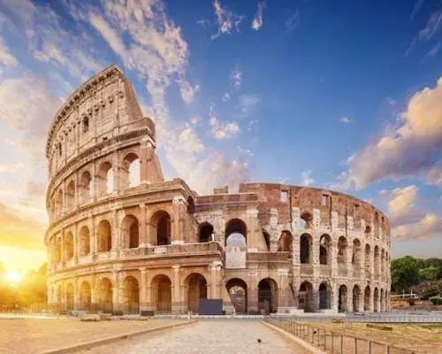 Rome Hop-on Hop-off and Roman Forum Tour from Civitavecchia