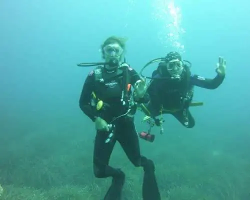 Beginner scuba diving session by speedboat with transfer