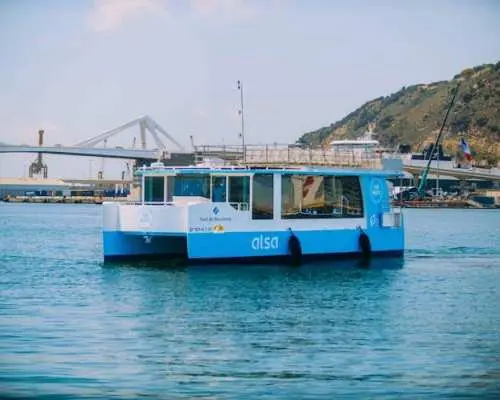 巴塞隆纳巴士游船之旅，含小吃品尝
