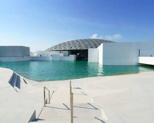 Abu Dhabi Louvre Museum and Sheikh Zayed Grand Mosque Day Trip from Dubai