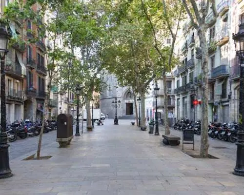 Tham quan vườn thú Barcelona và thời gian tự do