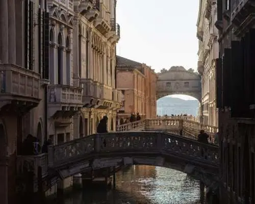 Venice walking tour with Doge's Palace and Golden basilica