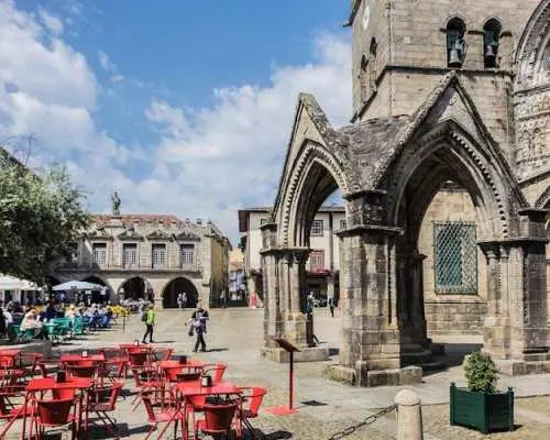 Braga and Guimarães full-day heritage tour from Porto