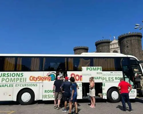 Naples and Pompeii Smart Day Tour from Rome