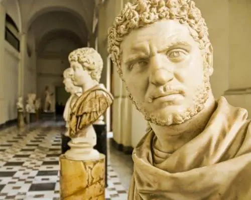 Guided Tour of the National Archaeological Museum of Naples with an archaeologist