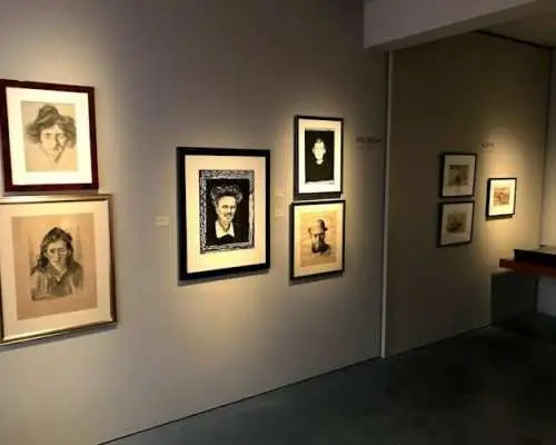 Self-guided audio tour of Antwerp's art and history