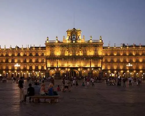 Salamanca by night walking tour