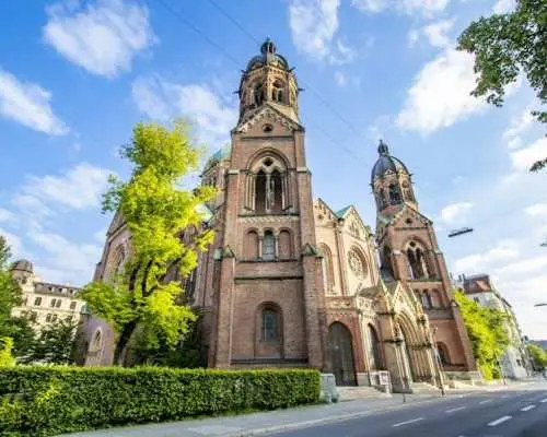 Private History Walk through Munich with a Local Expert