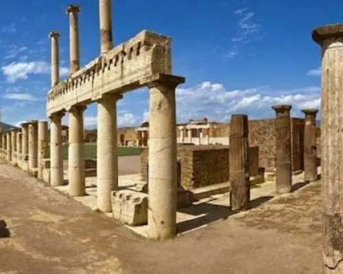 Private Tour of Vesuvius Pompeii, and Herculaneum