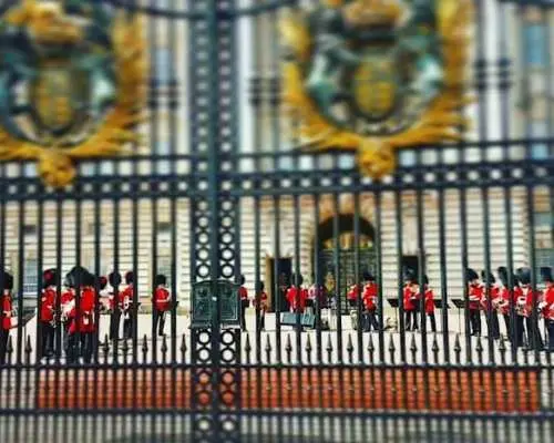 London Top Sights Guided Tour with Entrance to Westminster Abbey