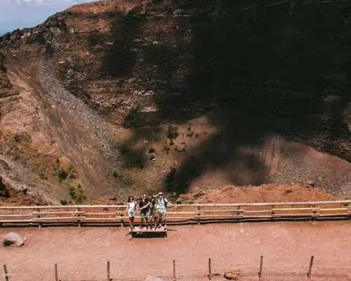 那不勒斯出发的维苏威火山和庞贝古城全日语音导览游