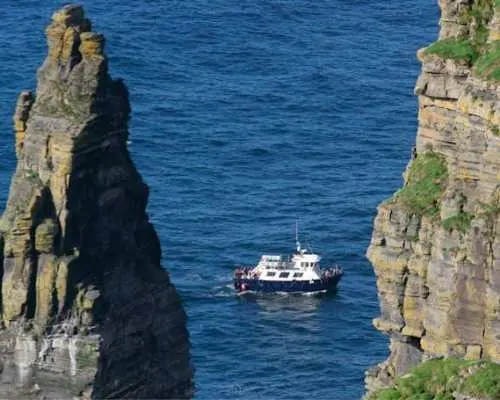 Cliffs of Moher, Aillwee Cave and boat cruise day trip from Dublin