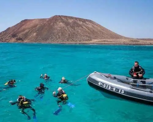Scuba Diving for Qualified Divers in Corralejo
