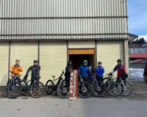 [Akita, Fujisato] e-MTB rental cycle plan: Enjoy unlimited riding at the foot of a World Natural Heritage site with a sense of freedom! (Half-day plan)
