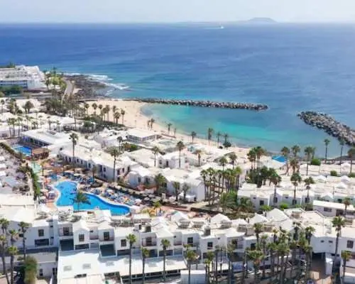 Return ferry ticket with Balearia Canarias to Lanzarote