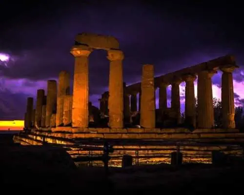 Evening tour of the Valley of the Temples with ticket