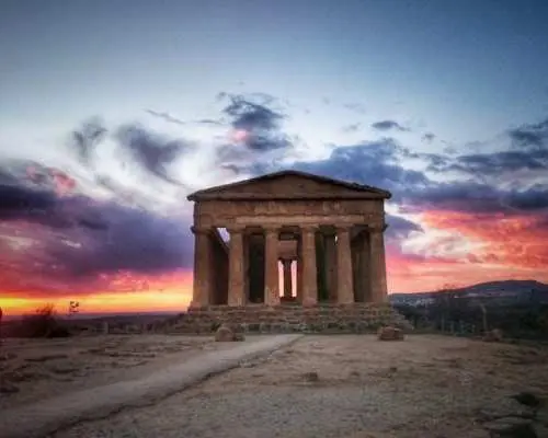 Evening tour of the Valley of the Temples with ticket