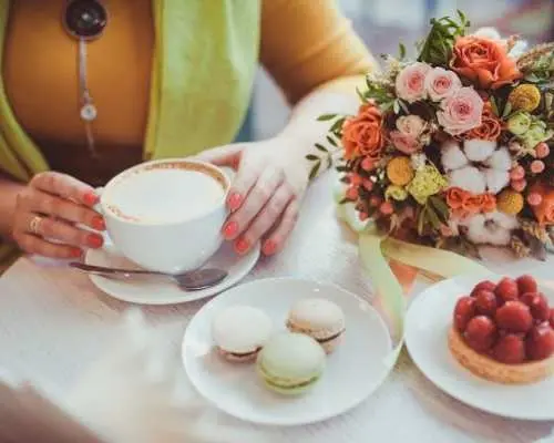Guided tasting tour of traditional Viennese coffee, cake and chocolate