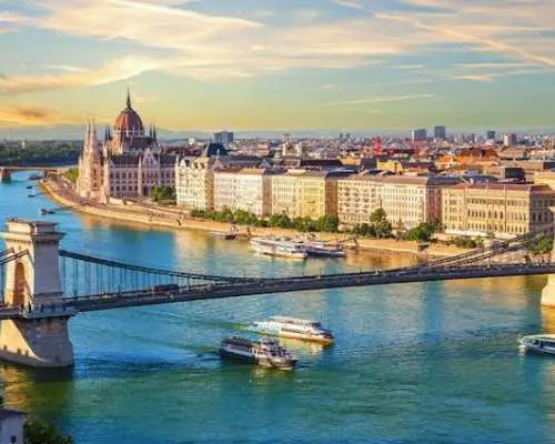 Budapest Pass to Parliament, cruise and St Stephen's Basilica