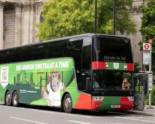 London afternoon tea bus tour with optional London Eye