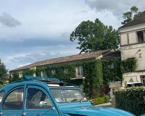 搭乘雪鐵龍2CV，享受格拉夫和蘇玳私人葡萄酒之旅