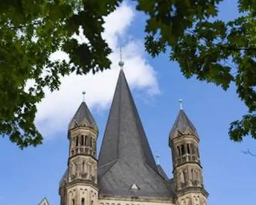 Private tour of Cologne's historical and cultural sights for couples