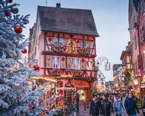 バーゼル発コルマールへのプライベート日帰り旅行（ワインテイスティング付き）