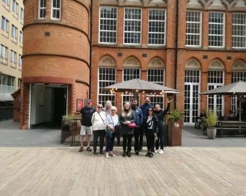 伯明罕市中心导览徒步之旅