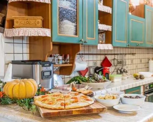 Dining Experience and Cooking Show at a Cesarina's Home in Arezzo