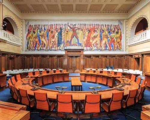 Hanover new town hall guided tour