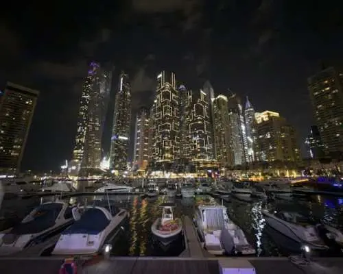 杜拜海岸線夜景兩小時遊艇巡遊