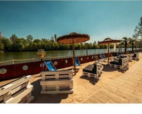 Canadian canoe rental in Stuttgart at the Neckar river