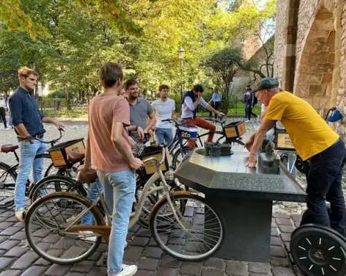 クラクフ・ゲットーと第二次世界大戦の自転車ツアー
