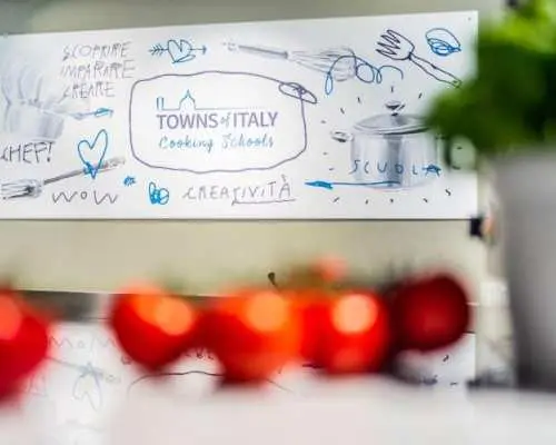 Gelato and pizza making class in Milan