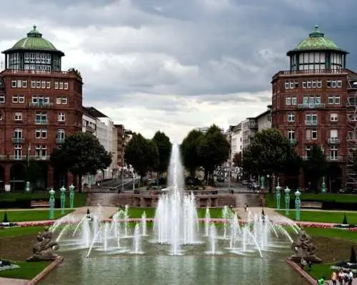 Mannheim art and culture tour with a local