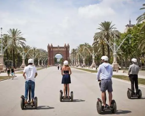 巴塞隆纳休塔德亚 Segway™ 之旅