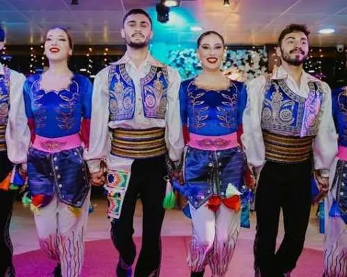 Bosphorus dinner cruise and live show