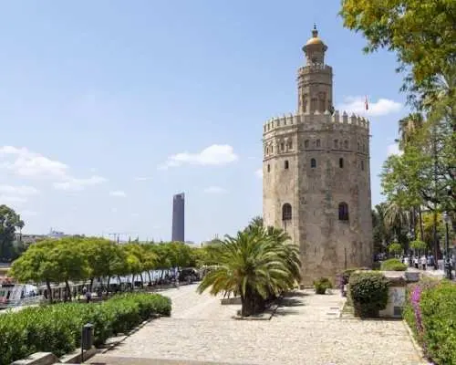 Full-day Seville tour from the Algarve with a local guide
