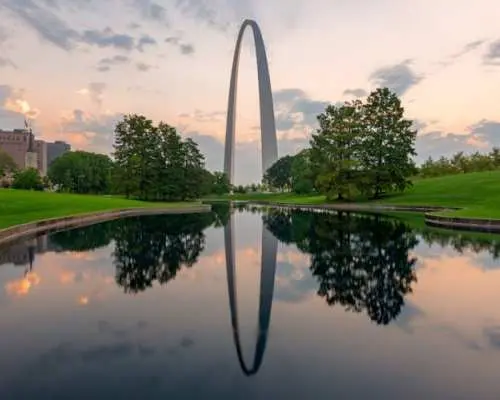Self-Guided In-App Audio Tour to Discover St. Louis