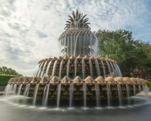 เกมทัวร์สำรวจย่านใจกลางเมืองชาร์ลสตันอันเก่าแก่