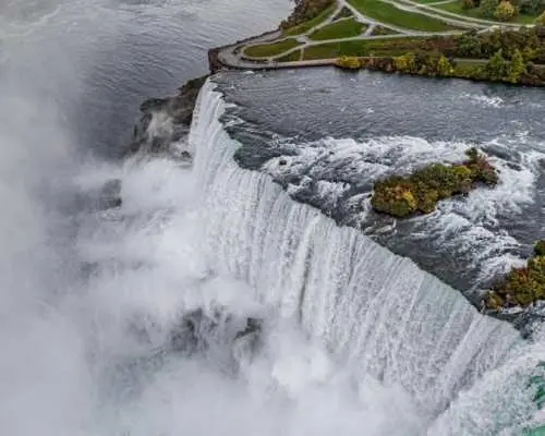 Niagara Falls USA, Maid of the Mist and cave adventure