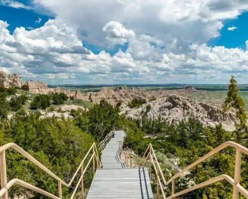Badlands National Park and Mt. Rushmore Self-Guided Driving Audio Tour