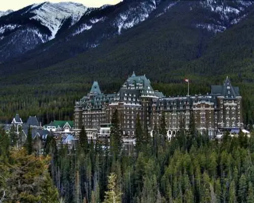 Self-guided driving bundle of Canada with 9 audio tours